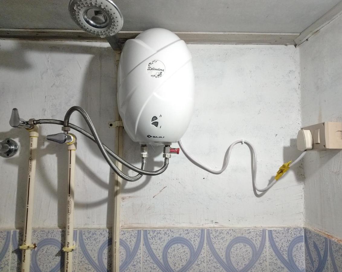Hostel Backpackers'Haven Guwahati Exterior foto
